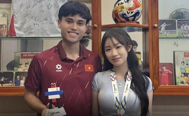 Trò chơi nổ hũ với giải độc đắc